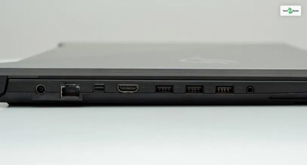 Asus ROG Strix Scar II GL704GM connectivity