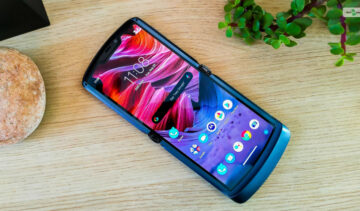 Moto Razr Review