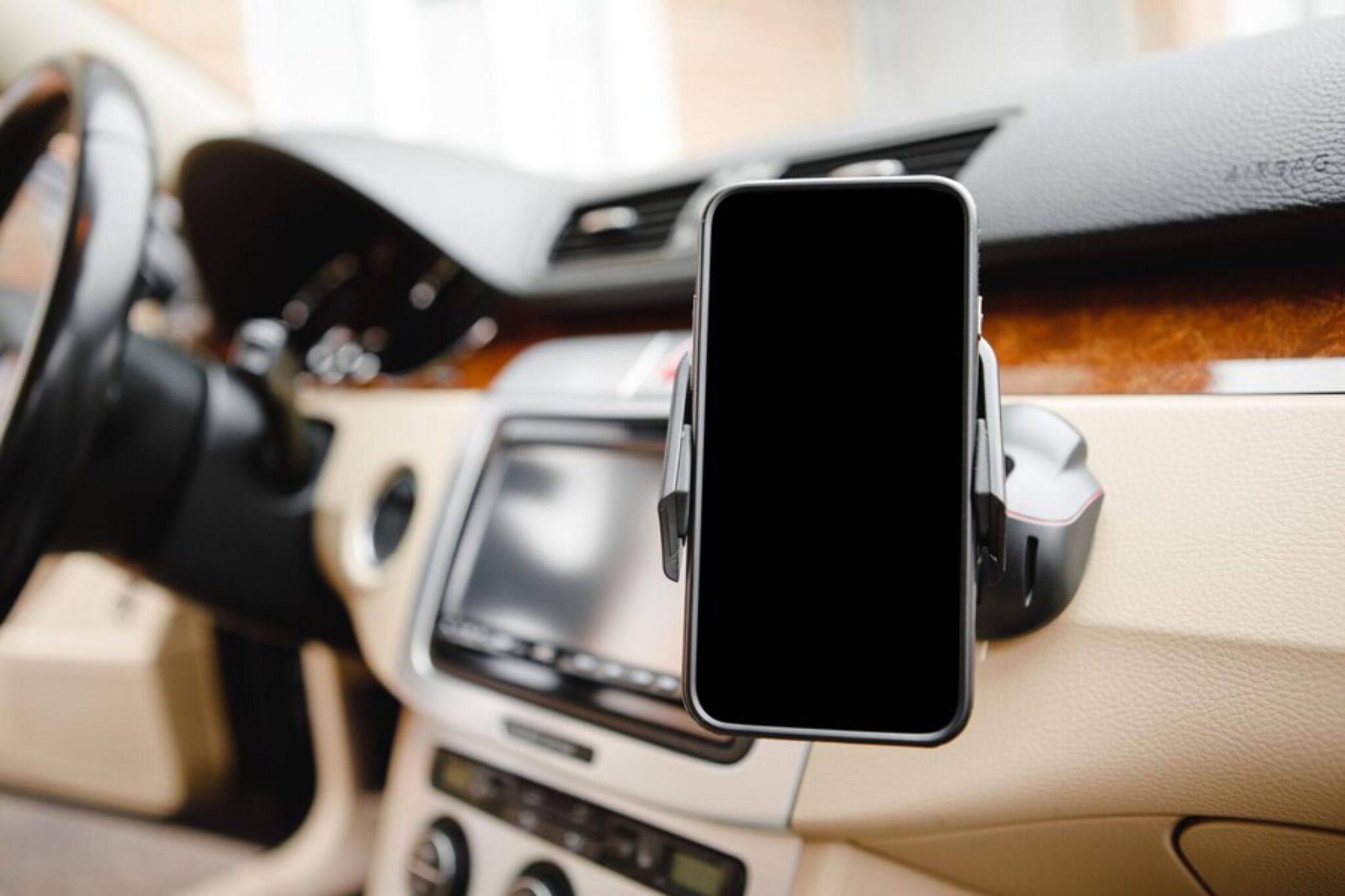 The Best Cell Phone Mounts For OffRoad Trucks