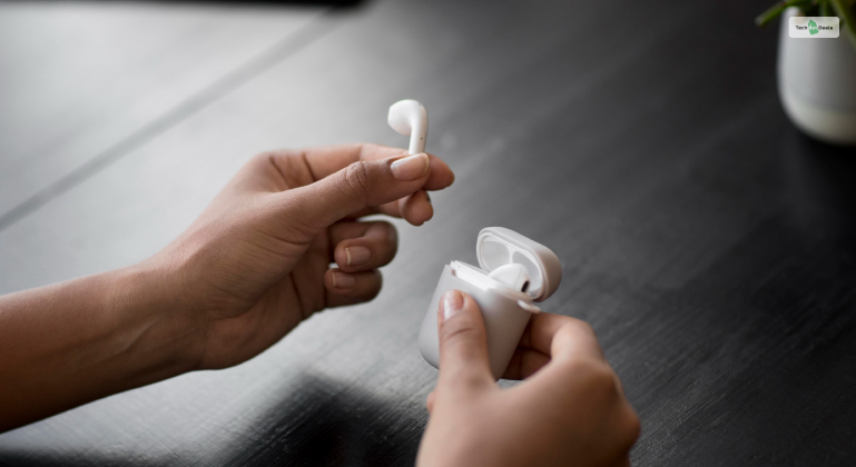 Black Friday Earbuds Deals